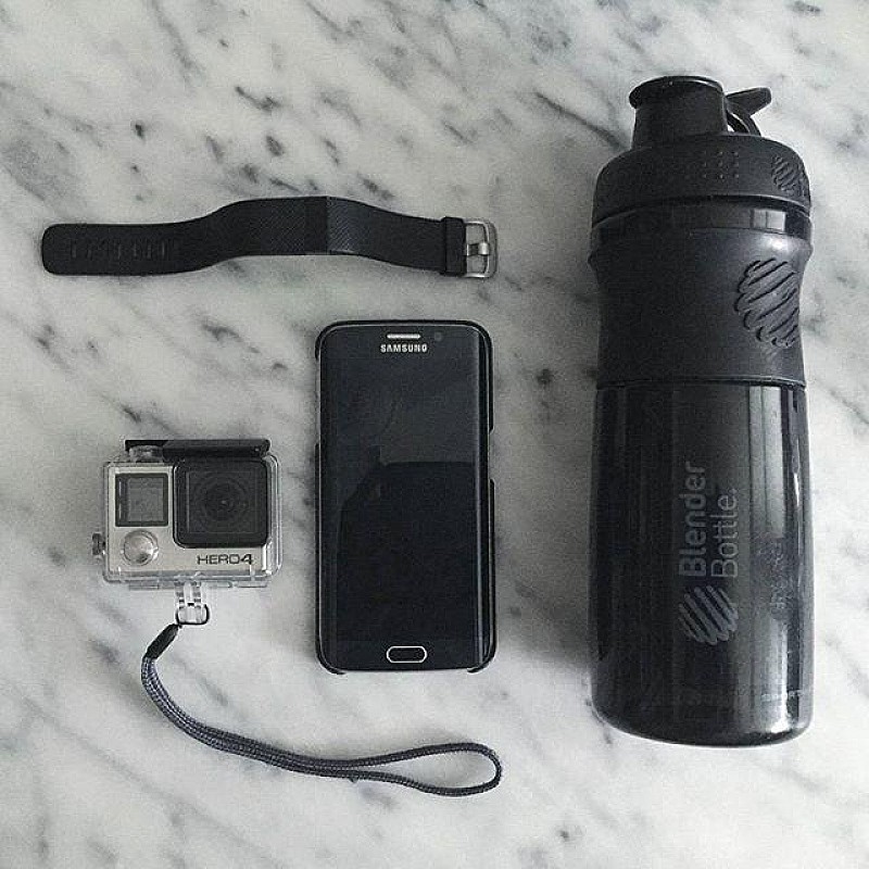 Спортивная бутылка-шейкер BlenderBottle SportMixer 28oz/820ml Black (ORIGINAL)